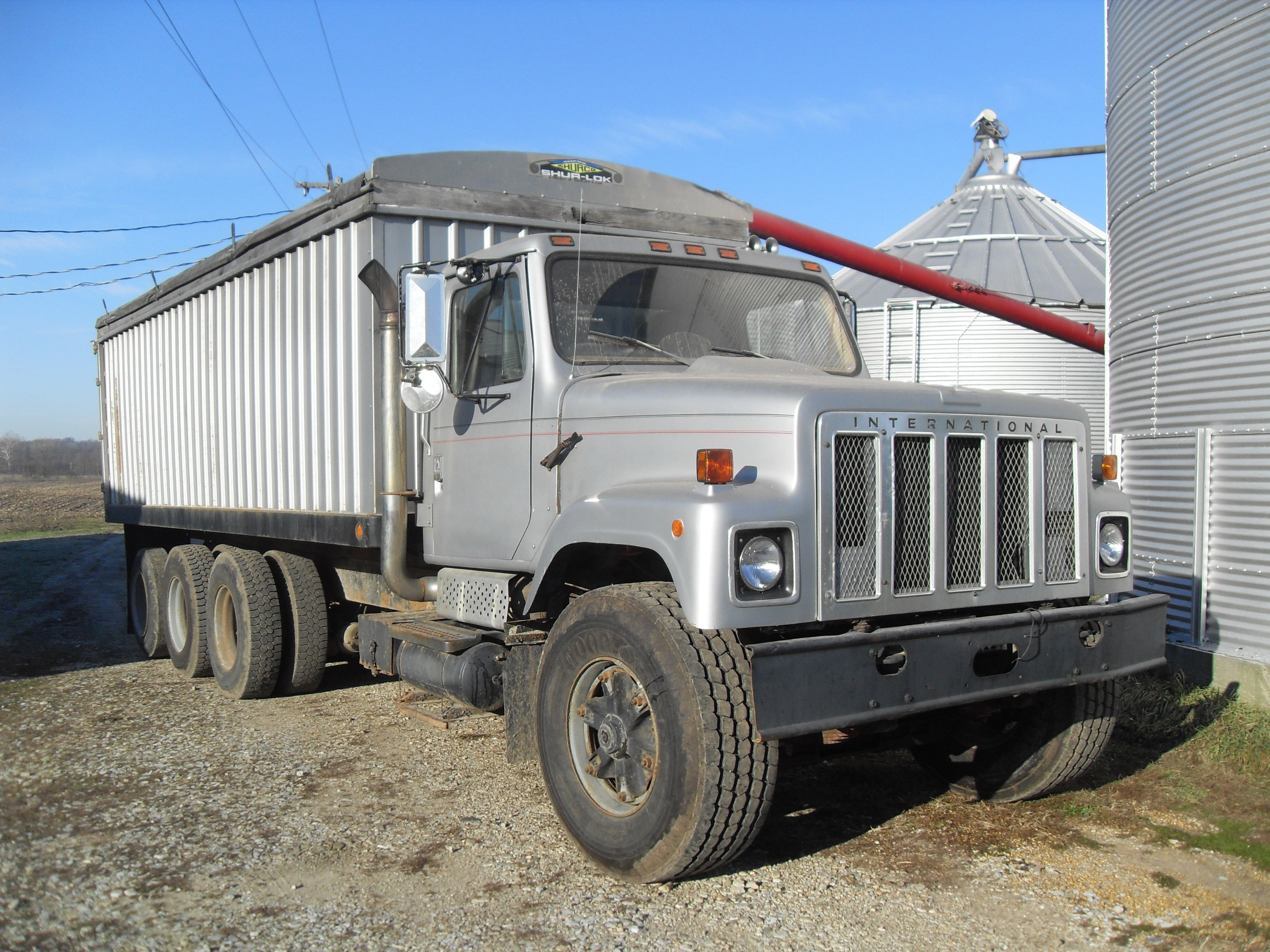 Property photo 4 - Railsback Farm Equipment Auction